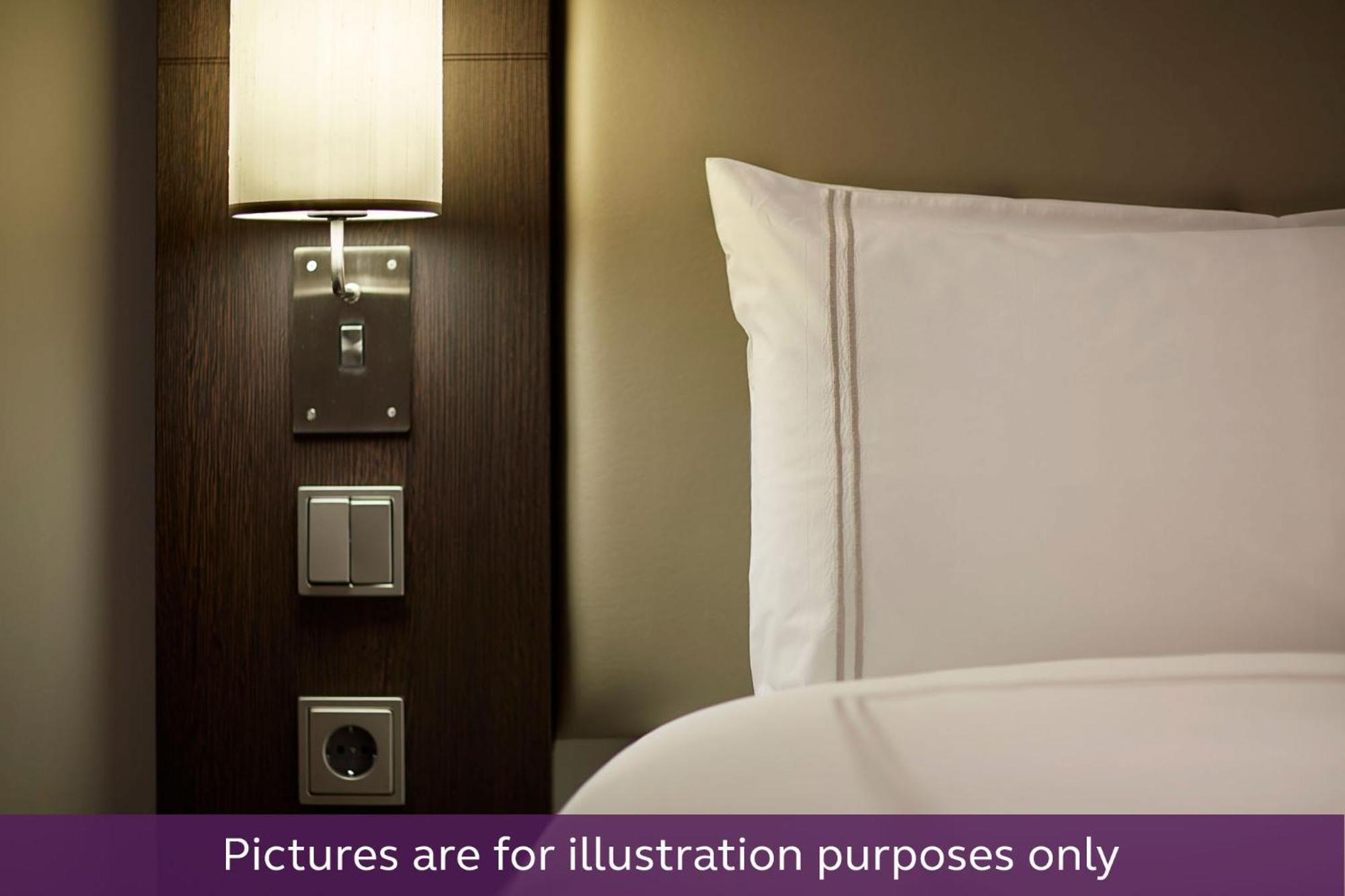 Premier Inn Essen City Centre Екстер'єр фото